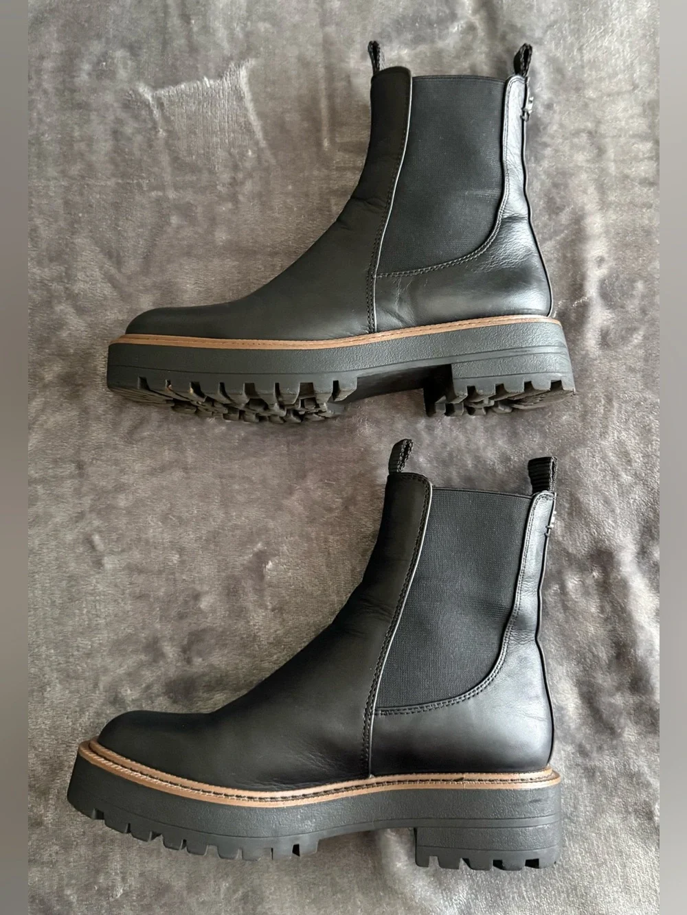 Sam Edelman Laguna Chelsea Boots Women's Size 6M Black Leather Platform Lug Sole